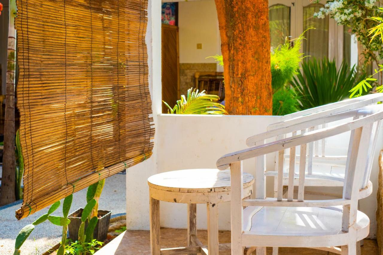 Hotel Oyo 1373 Chili Gili Gili Trawangan Exterior foto