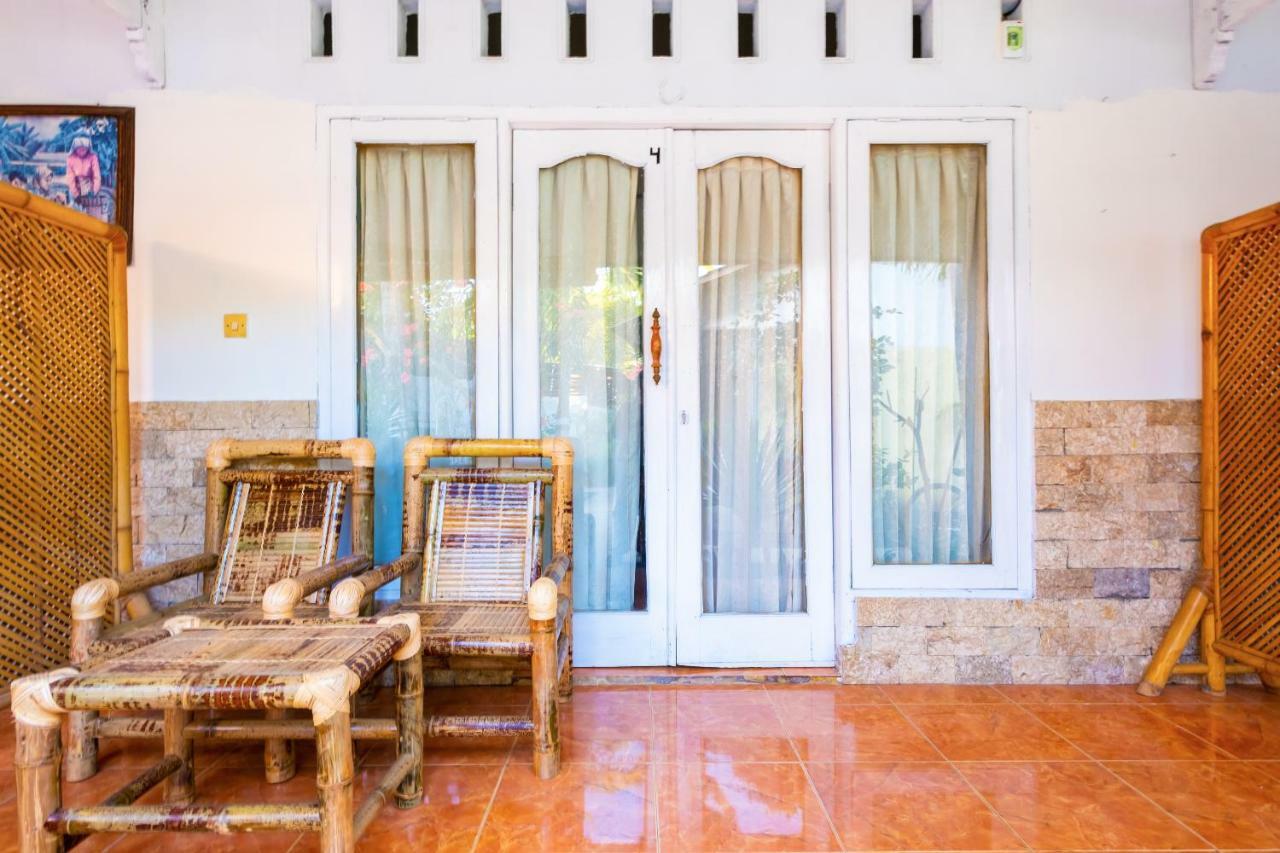 Hotel Oyo 1373 Chili Gili Gili Trawangan Exterior foto
